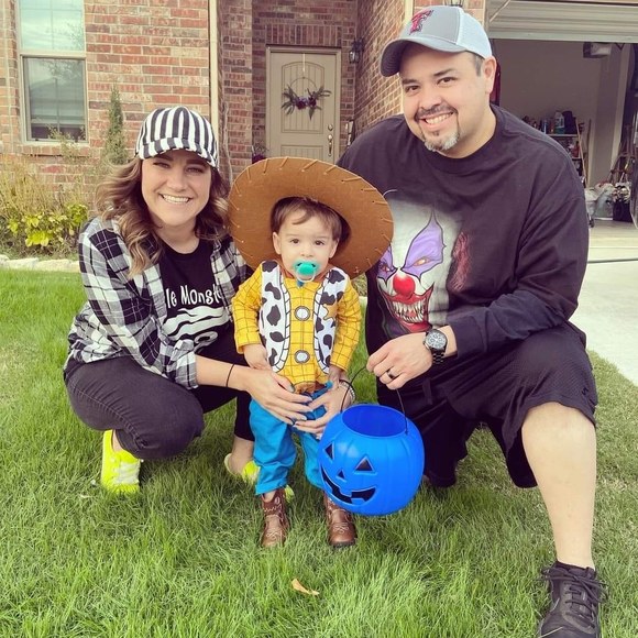 Meet your Posher, Jaime - Picture 1 of 1